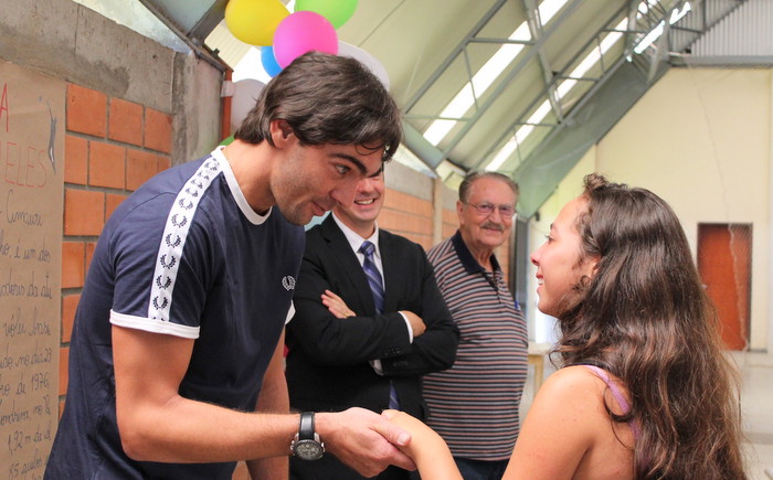 Giba, um dos maiores jogadores de voleibol de todos os tempos, estuda parceria com o projeto Sersocial da AMAPAR